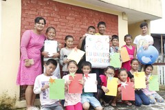 Group photo with secondary school students from Nepal.